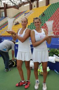 Irina Buryachok festeggia il titolo in doppio a Baku