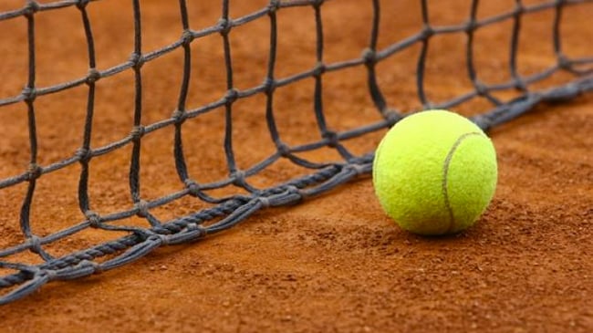 Trova online il corso di tennis perfetto per te
