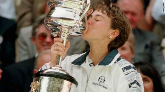 Martina Hingis 3.0 ed una favola che non finisce mai