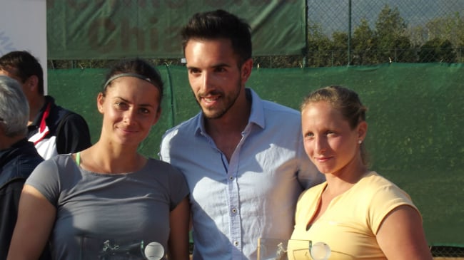 Matteo Mangiacavalli con vincitrici doppio ITF Chiasso