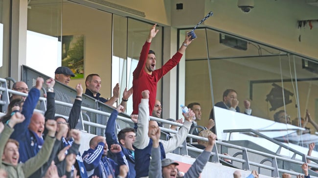 Novak Djokovic si esalta per il Calcio Australiano (FOTO)
