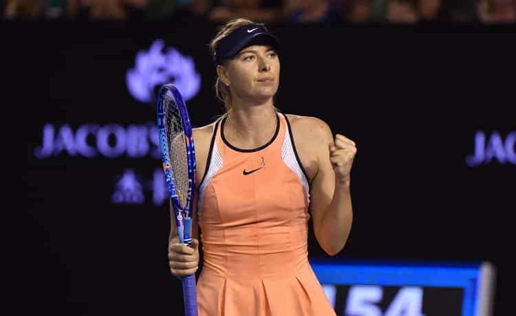 Maria Sharapova gioca un dritto pazzesco in lungolinea (VIDEO)