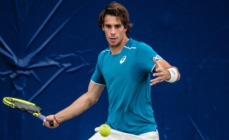 Atp Estoril 2019, Baldi fermato dall'ostacolo Cuevas