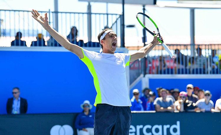 Atp Kitzbuhel 2019, Sonego indomabile: batte Carballes Baena e vola ai quarti