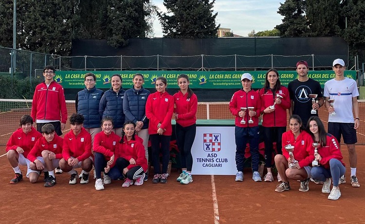 Barbara Dessolis e Manuel Mazzella vincono gli Assoluti sardi. Tre titoli per il Tennis Club Cagliari