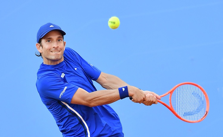 Passaro stupisce ancora al Piemonte Open Intesa Sanpaolo: battuto Darderi nel super derby. Ai quarti anche il n.1 Cobolli