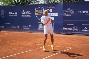 Cobolli in campo a Roma per l'ATV Legends Open: "Un sogno giocare con Santopadre"
