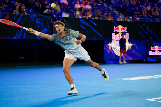 Flavio Cobolli durante il Redbull Bassline 2026