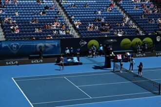 Photo © Ray Giubilo