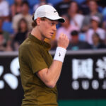 Jannik Sinner esulta al quarto turno dell'Australian Open 2026