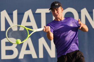 Dalibors Svrcina in azione nel Masters 1000 in Canada