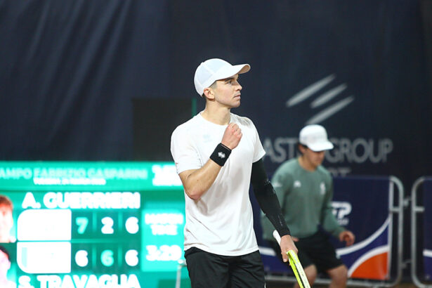 Andrea Guerrieri esulta al Challenger di Napoli