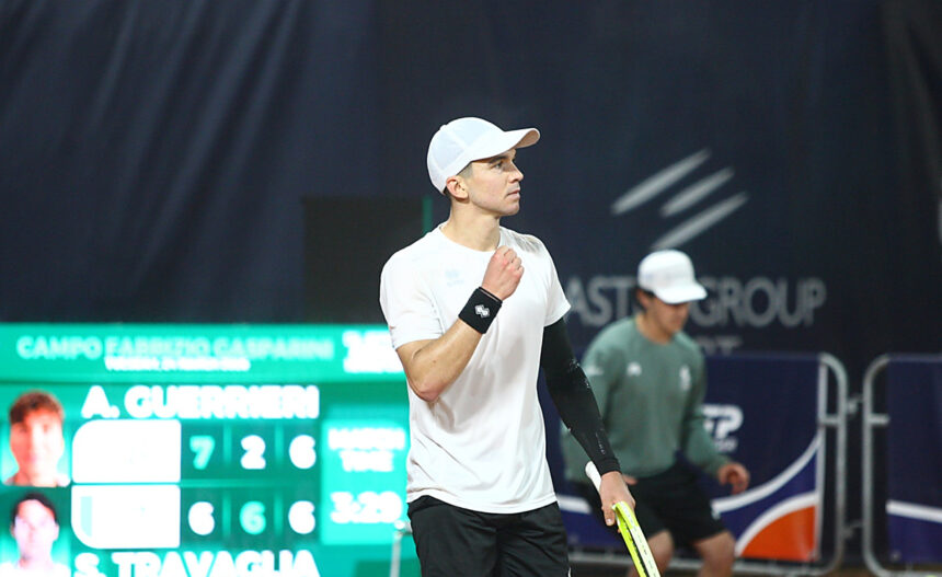 Andrea Guerrieri esulta al Challenger di Napoli