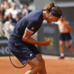 Alexander Zverev esulta al Roland Garros 2026
