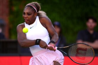 Serena Williams in azione al WTA 500 Queen's 2026