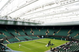 Jannik Sinner e Novak Djokovic si allenano a Wimbledon