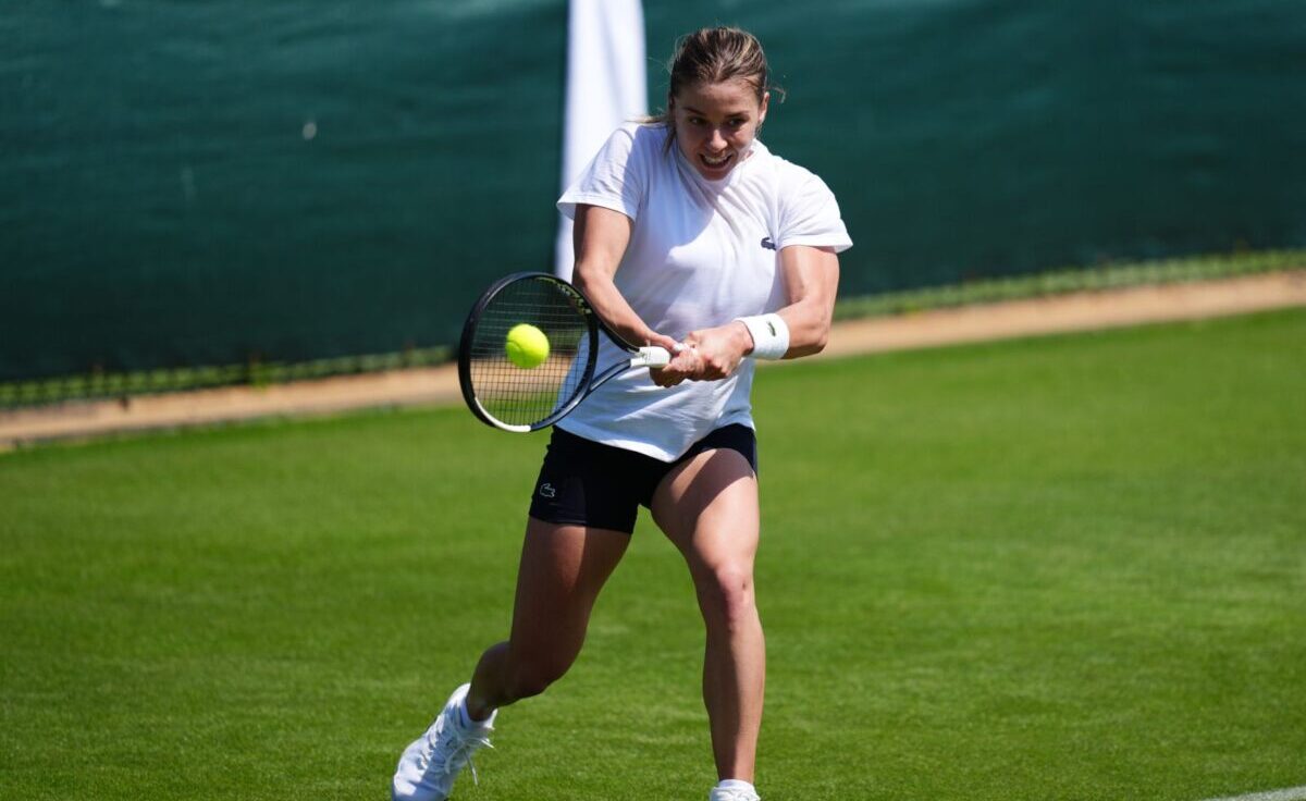 Maja Chwalinska nel torneo di Wimbledon 2026