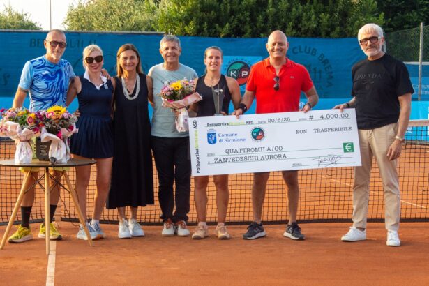 La premiazione della sesta edizione del Trofeo Sirmione - La Perla del Lago di Garda (foto Stefano Civolani)