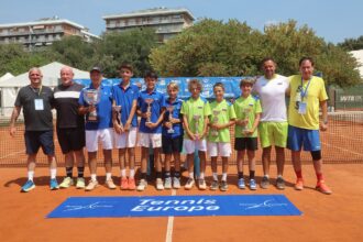 La premiazione maschile dell'edizione 2026 del Lampo Trophy, vinta dalla Francia nella finale contro la Slovenia (foto Alvaro Maffeis)