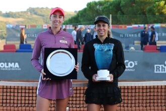 Le finaliste del singolare del WTA 125 di Tolentino. Da sinistra: Guiomar Maristany Zuleta de Reales e Julia Grabher (foto Ludovico Cecoli)